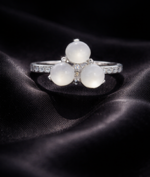 Pearl Trio Ring