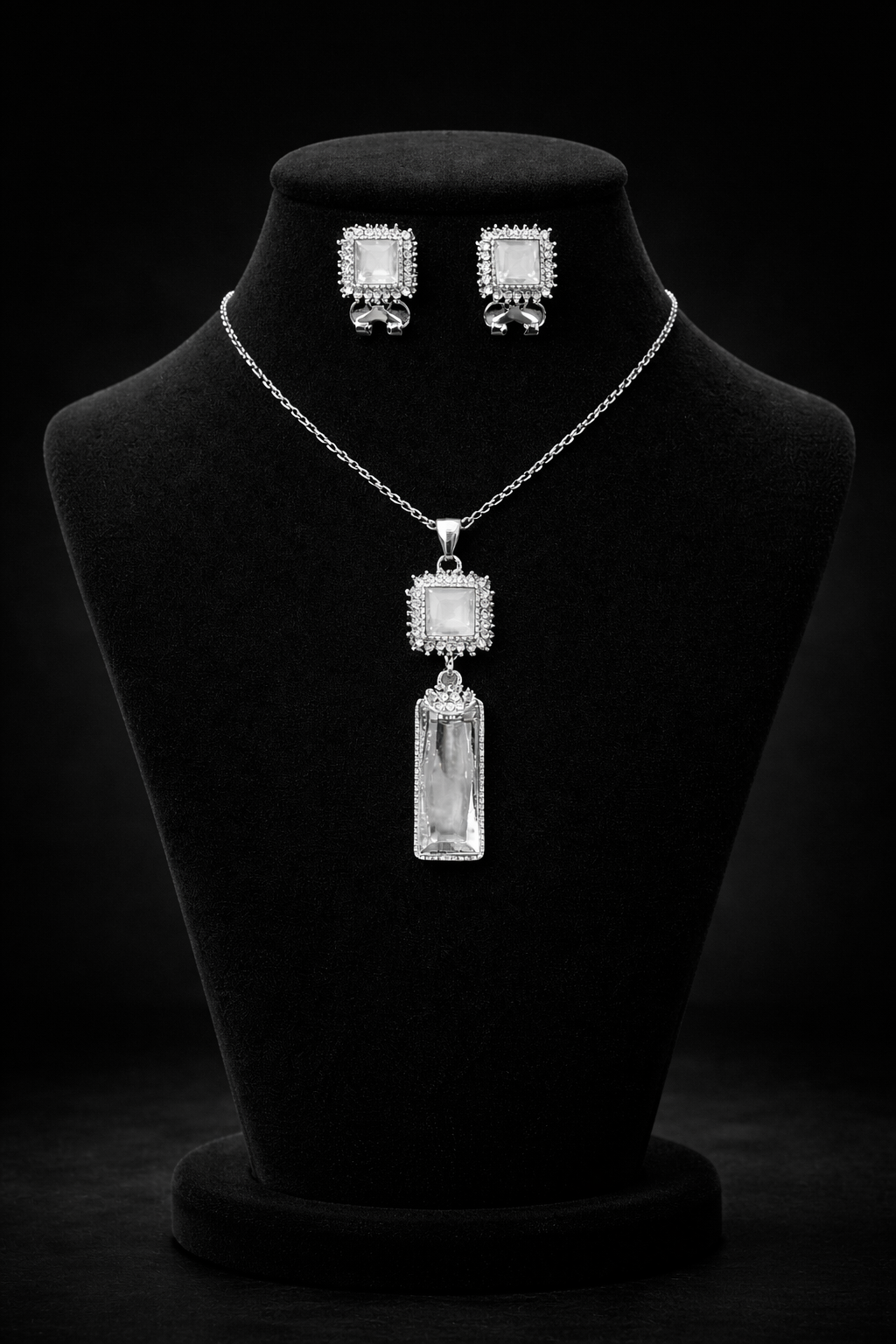 Crystal Royale Pendant Set