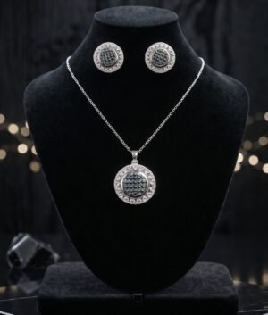 “Midnight Aura Circle Set”