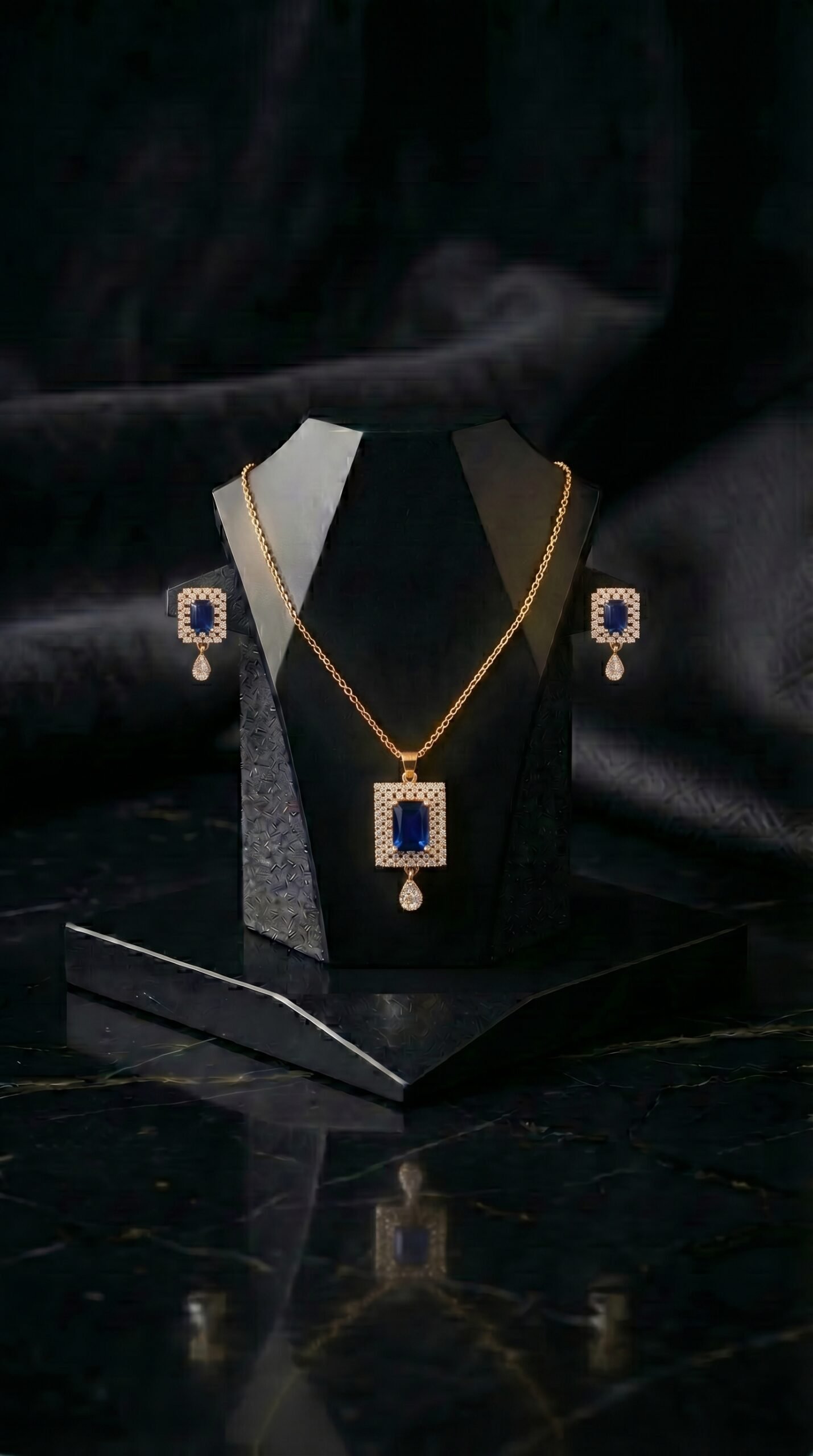 Sapphire Royale Drop Set